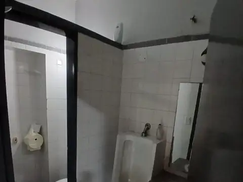 Local en Venta 25 años