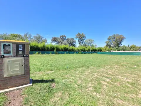 Terreno en Venta 20  mts Frente