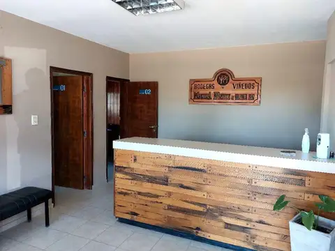 Venta Bodega Palmira Mendoza con equipamiento