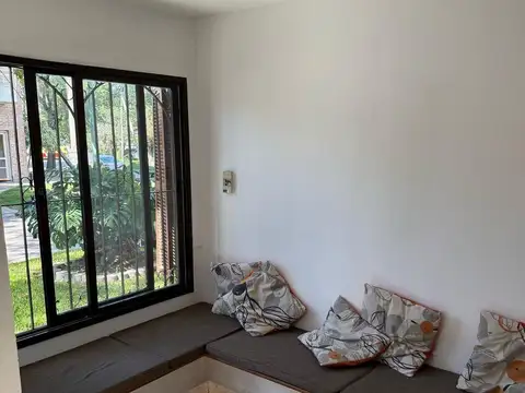 Depto Tipo Casa en Venta de 5 ambientes
