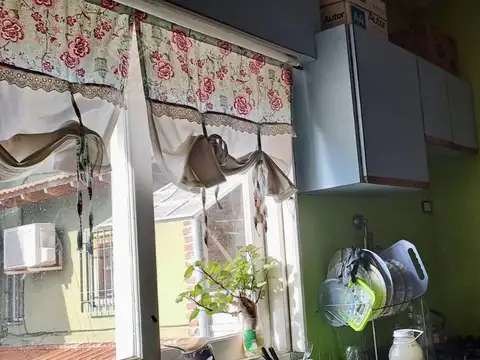 Depto Tipo Casa en Venta con 2 cocheras