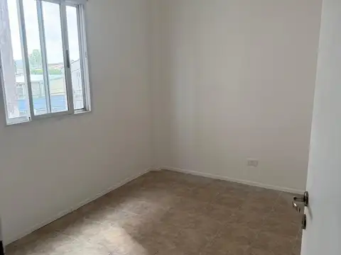 Departamento en Alquiler en Pacheco Sur, $ 650.000