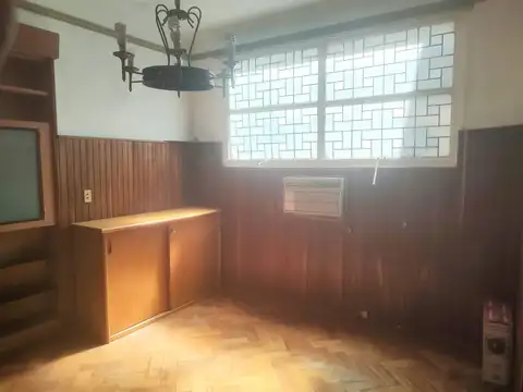 Departamento en alquiler 4 Ambientes Muy Luminoso y Tranquilo en San Nicolás C/parrilla