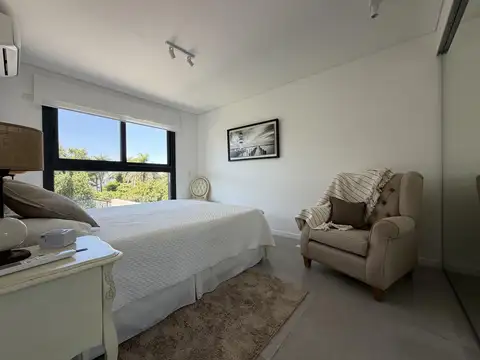 Departamento en Alquiler con 2 cocheras