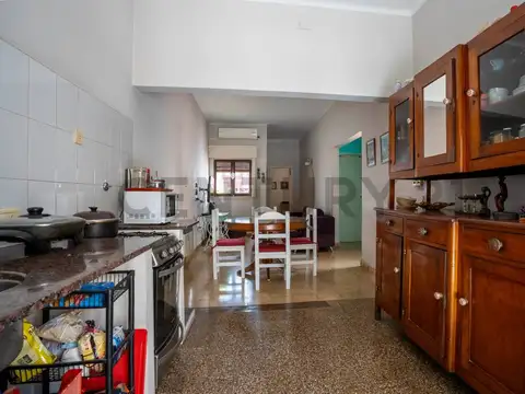 Casa en venta de 3 dormitorios con pileta