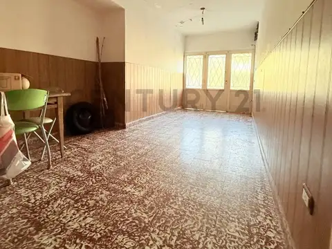 133 entre 32 y 33. Venta de Casa 5 AMBIENTES en La Plata.