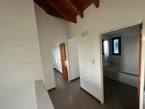 Casa en Venta en Rosario, USD 195.000