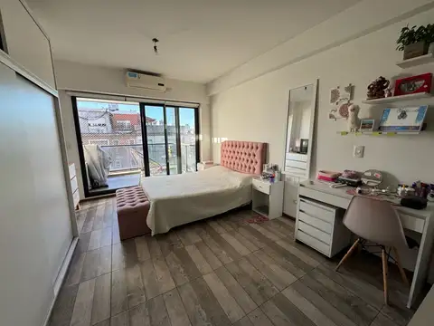 Independencia  al 800, San Telmo, Zona Uade