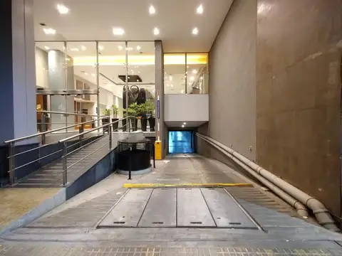 COCHERA CENTRICA EN VENTA - La Plata