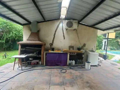 Venta de Casa San Vicente con Pileta