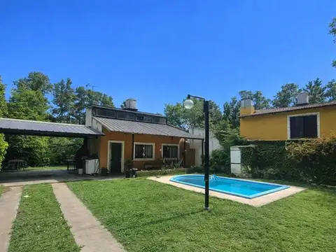 Venta de Casa San Vicente con Pileta
