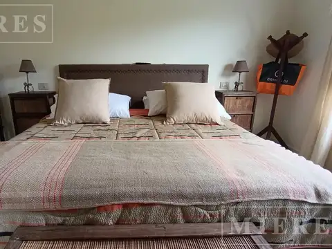 Casa en Alquiler Temporal con 2 cocheras