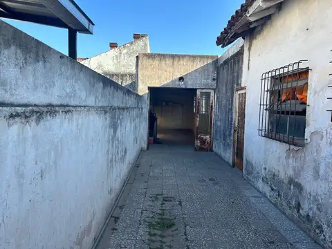 Joaquín V. González 1000