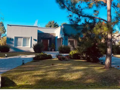 Casa en Venta de 4 dormitorios