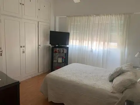 Av. Galicia 178 , Piso 2