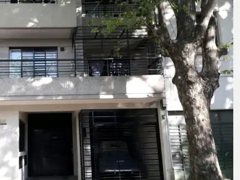 Cochera en venta - 12Mts2 - Villa del Parque