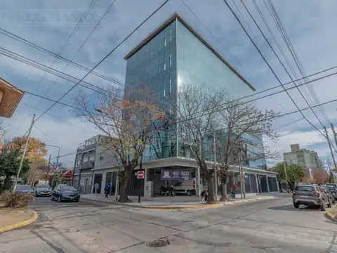 Edificio Comercial en Berazategui