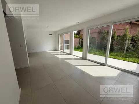 Roma al 1300 Beccar, San Isidro