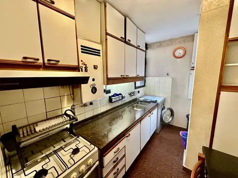 Dos dormitorios amoblado - Callao al 200