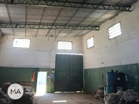 Galpon en Venta 24  mts Fondo