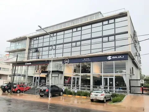 Oficina en venta en Pilar
