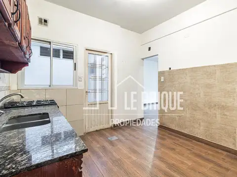 Depto Tipo Casa en Venta con 1 cocheras