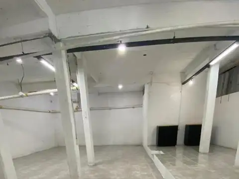 Galpon en Venta en Once, USD 79.800