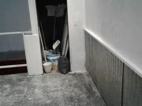 Local en Venta Via Pública