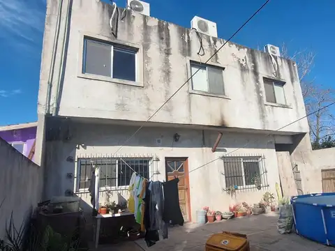 Depto Tipo Casa en Venta 24 años