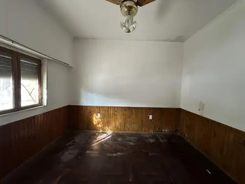 Casa en Venta en Bernal Oeste, USD 65.000