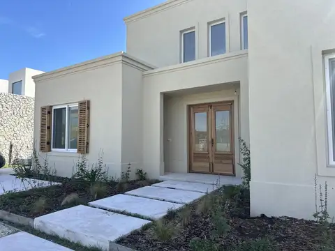 Venta Casa Barrio Cerrado Santa Ana, Villanueva, Tigre