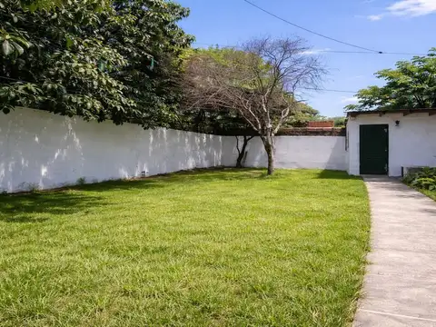 Casa en venta en Villa Mayo