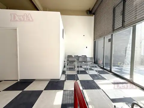 Edificio Medico en venta A. General Paz 25 consultorios. Lomas del Mirador Pcia. Bs. As