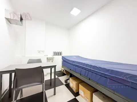 Edificio Medico en venta A. General Paz 25 consultorios. Lomas del Mirador Pcia. Bs. As