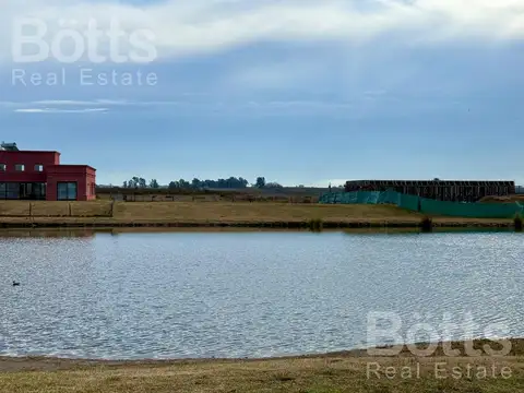 Venta Lote al Agua en   Chacras de la Reserva - Campana
