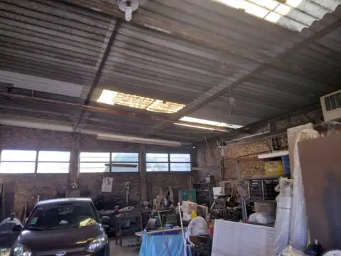 Galpon en Venta 17,32  mts Fondo