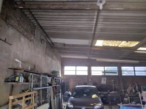 Galpon en Venta 8,66  mts Frente