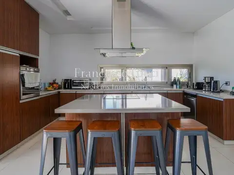 Casa en Alquiler en Terravista, USD 2.500