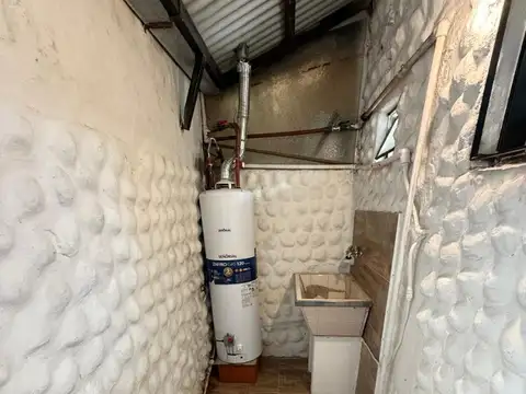 Juan José Castelli 900