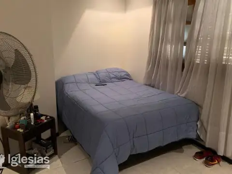 Muy bonito ph de 4 ambientes con cochera cubierta