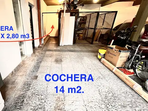 DEPARTAMENTO PTA. BAJA + COCHERA CUBIERTA PARA AUTO + MOTO Y  BAULERA. MUY BAJAS EXPENSAS. IMPECABLE ESTADO