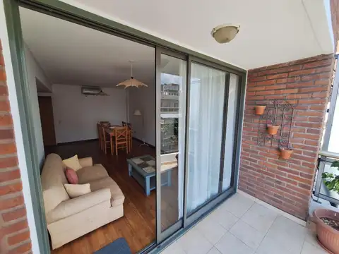 Departamento 3 ambientes con 2 baños
