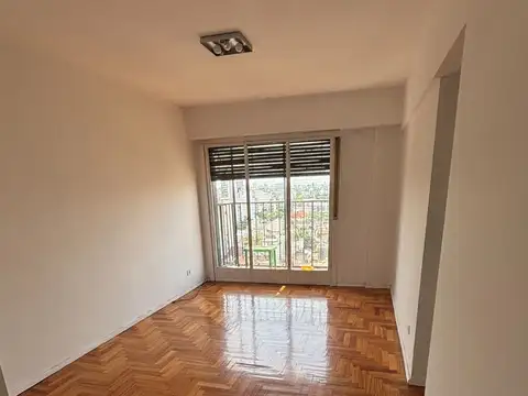 Departamento en Alquiler en Flores, $ 700.000