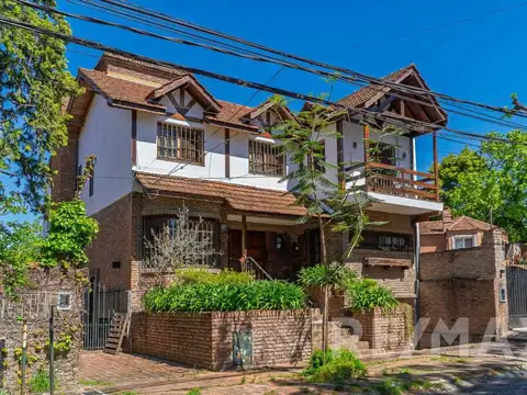 Casa 5 amb en venta  San Isidro c/ jardín y pileta