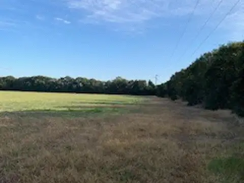 10 HECTAREAS A METROS DE LA RUTA 1001