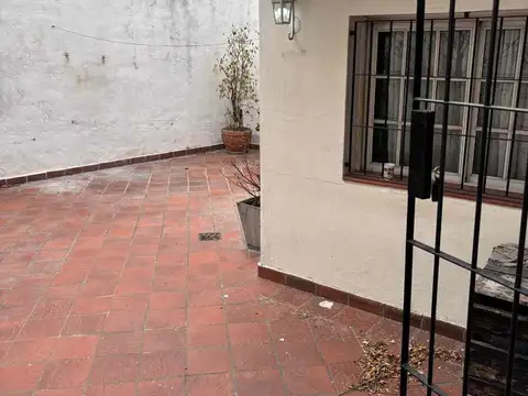 Casa en Venta en Flores, USD 200.000