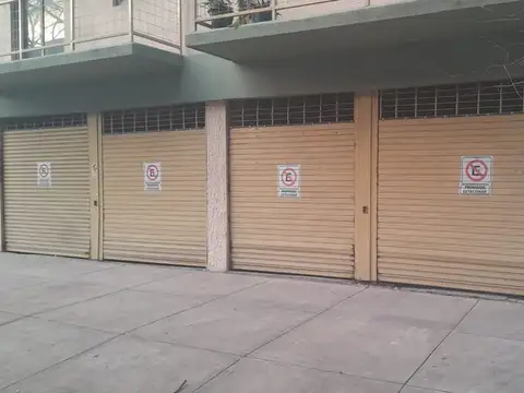 VERSALLES. LISBOA ESQUINA JONTE EXCELENTE COCHERA FIJA PERSIANA ENTRADA EXCLUSIVA!