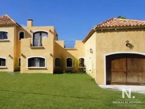 Casa en Venta de 4 dormitorios