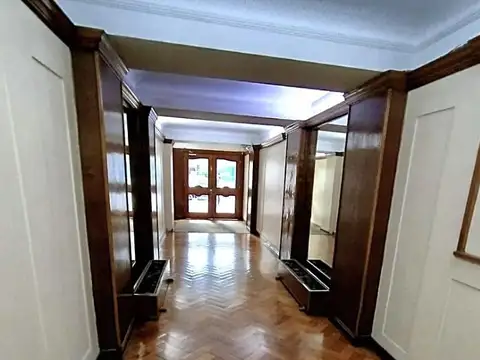 ALQUILER DE OFICINAS EN RETIRO – AV. CÓRDOBA AL 600