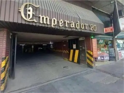VENTA COCHERA MICROCENTRO - MENDOZA
